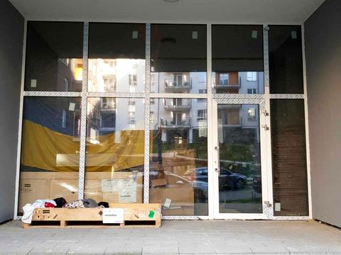 комерційна за адресою Малоголосківська вул., 28