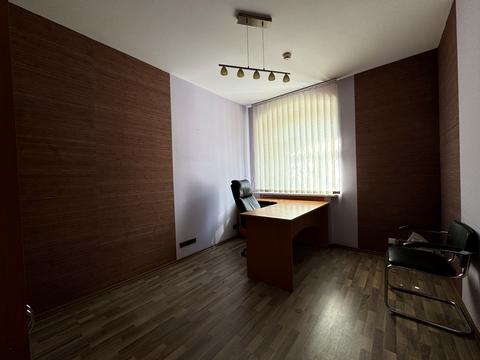 комерційна за адресою Вацлава Гавела бульв. (Івана Лепсе), 55