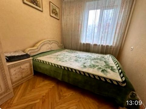 квартира за адресою Зодчих вул., 70