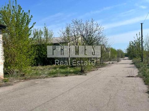 комерційна за адресою Перемоги вул., 2А