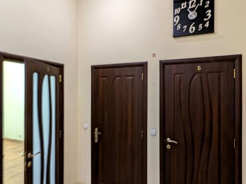 комерційна за адресою пл. Толбухина, 2