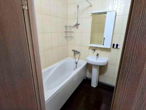 квартира за адресою Михайла Грушевського вул., 30б
