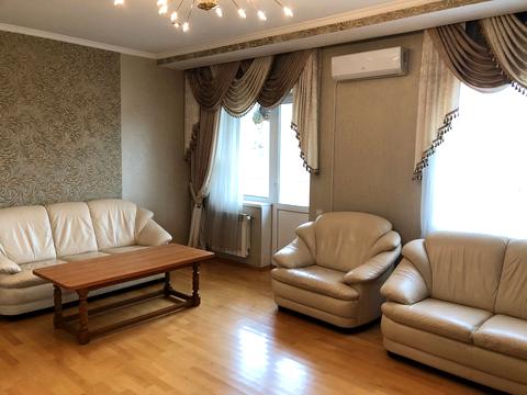 квартира за адресою Івана Дяченка вул., 20Б