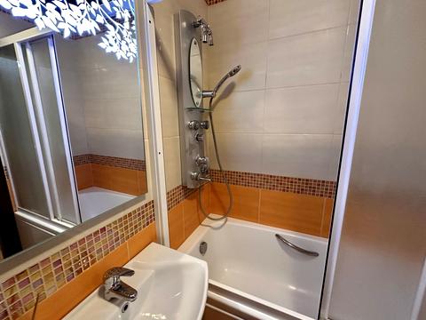 квартира за адресою Сортувальна вул., 4