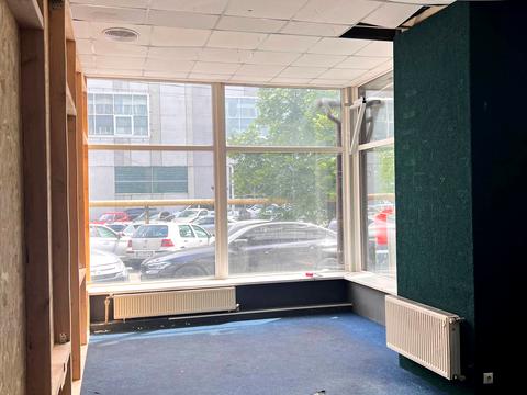 комерційна за адресою Степана Бандери просп. (Московський), 8