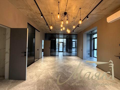 коммерческая по адресу Андрея Верхогляда ул. (Михайла Драгомирова), 19-А