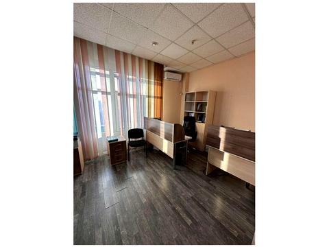 комерційна за адресою Кирилівська вул. (Фрунзе), 160