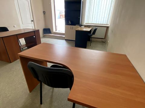 комерційна за адресою Воскресенська вул. (Леніна), 44-А