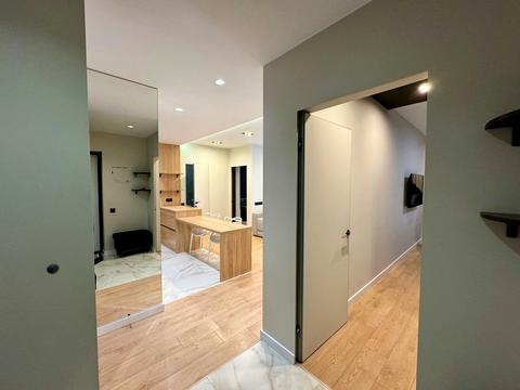 квартира за адресою Зарічна вул., 4