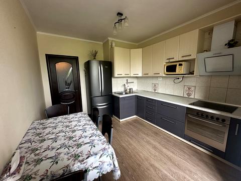 квартира за адресою Ярослава Гашека бульв., 24