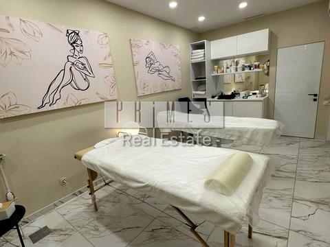 коммерческая по адресу Андрея Верхогляда ул. (Михайла Драгомирова), 14-А