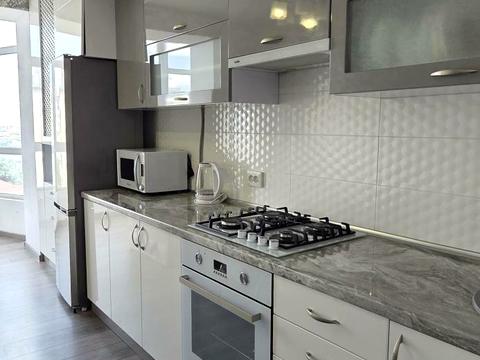 квартира за адресою Височана вул., 18