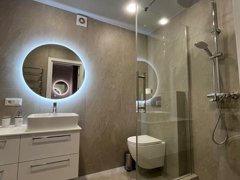 квартира за адресою Домбровського вул., 2а