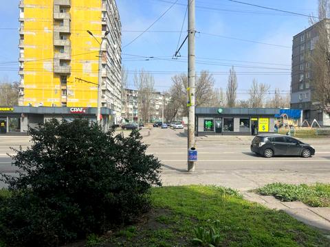 комерційна за адресою Калинова вул., 53