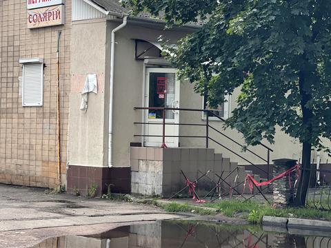 комерційна за адресою Сержа Лифаря вул. (Олександра Сабурова), 3-Б
