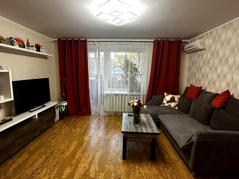 квартира по адресу Незалежності бульв. (50 років Жовтня), 3