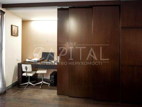 комерційна за адресою Саксаганського вул., 120