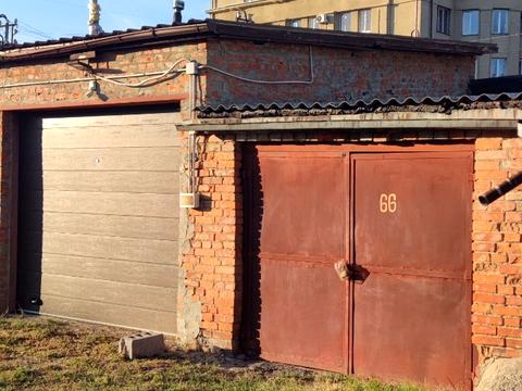 паркомісце за адресою Дизайнерський пров. (Артема), 13