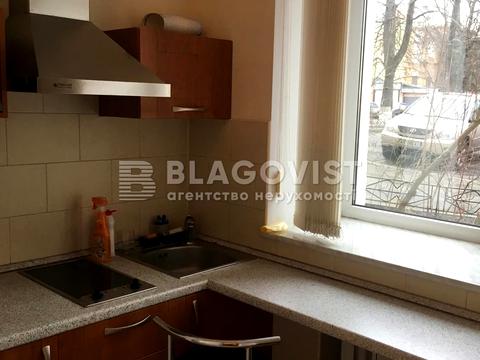 комерційна за адресою Банкова вул., 12
