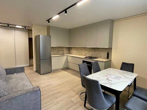 квартира за адресою Роксоляни вул., 18