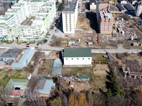 комерційна за адресою Трудова вул., 5/7