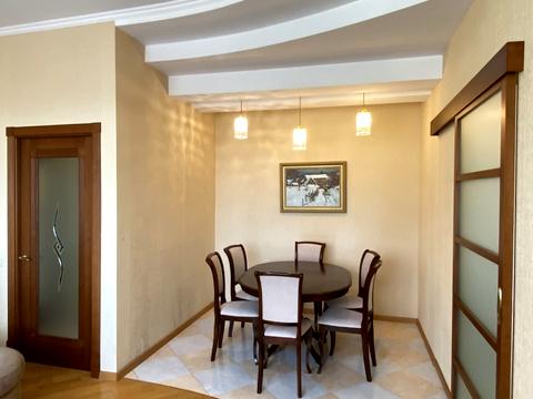квартира за адресою Лабораторна вул., 8