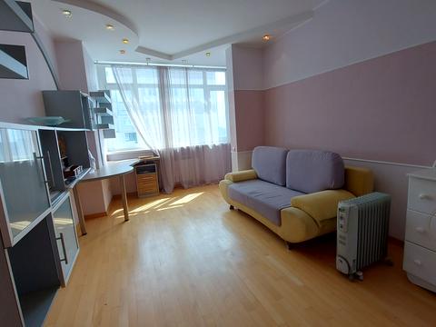 квартира за адресою Миколи Амосова вул., 2