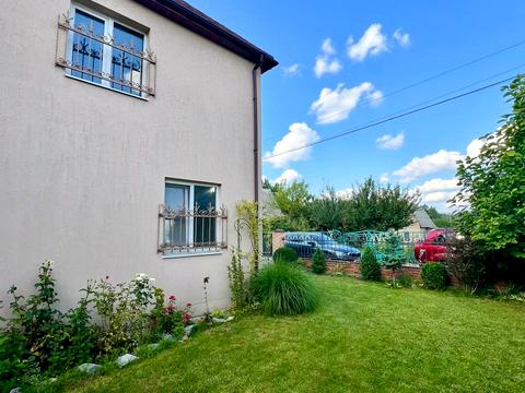 будинок за адресою Дніпровське шосе