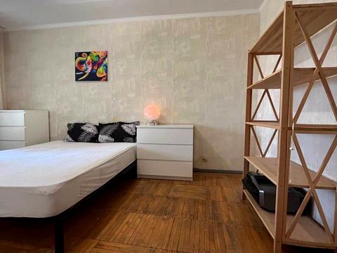 квартира за адресою Товариська вул., 70