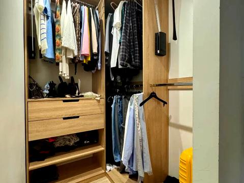 квартира за адресою Високовольтна вул., 14