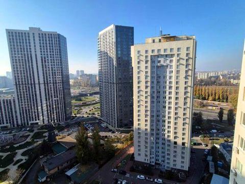 квартира за адресою Академіка Глушкова просп., 9-В