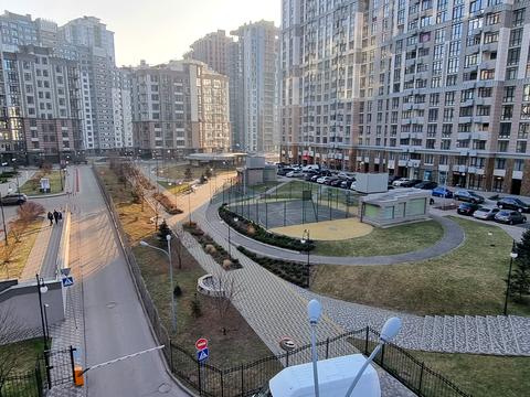 коммерческая по адресу Андрея Верхогляда ул. (Михайла Драгомирова), 4Б