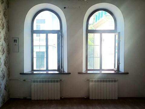 коммерческая по адресу Межигорская ул., 22