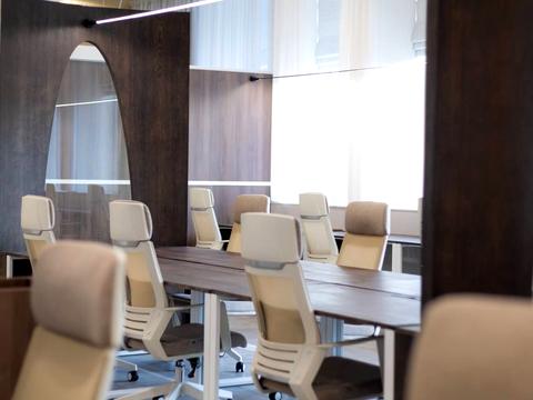 комерційна за адресою Богдана Хмельницького вул., 32