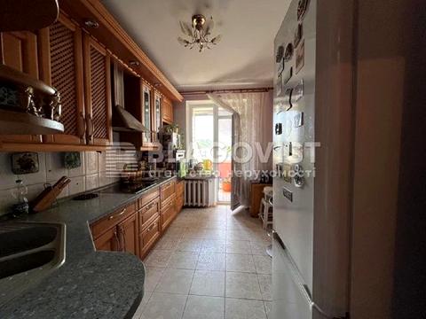 квартира за адресою Старонаводницька вул., 8