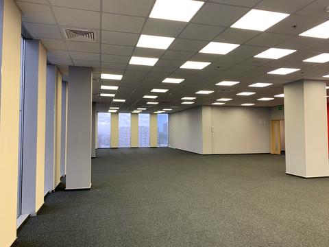 коммерческая по адресу Николая Амосова ул., 12