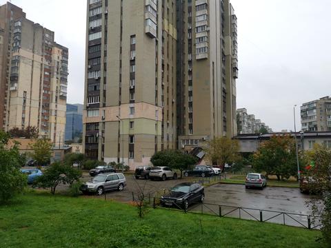 квартира за адресою Павла Тичини просп., 12-А
