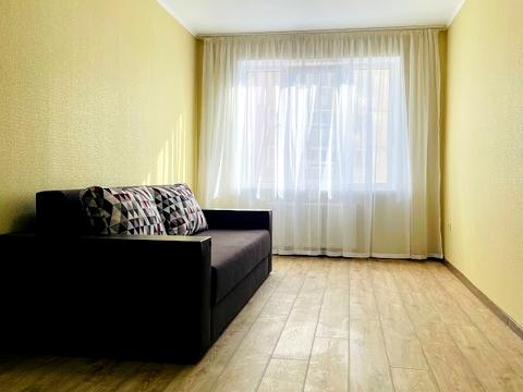 квартира за адресою Василя Симоненка вул., 105