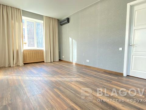 квартира по адресу Леси Украинки бульв., 4