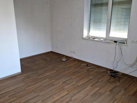 комерційна за адресою Пресова вул., 45