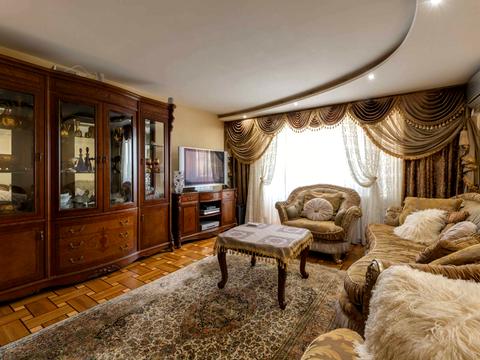 квартира по адресу Академика Глушкова просп., 32