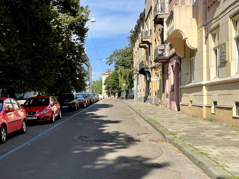 коммерческая по адресу Карпинского ул., 5
