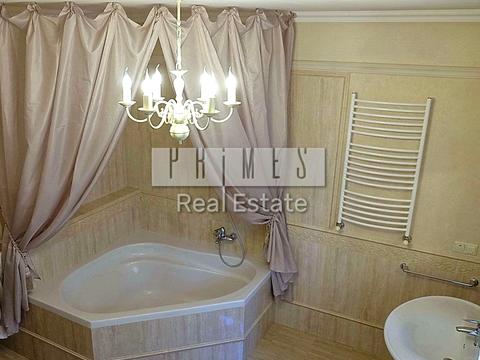 будинок за адресою Лісова вул.