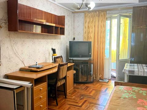 квартира за адресою Академіка Александрова вул., 3