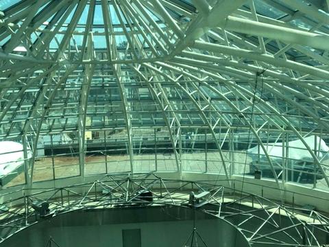 комерційна за адресою Басейна вул., 4а