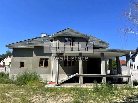 будинок за адресою Молодіжна вул.