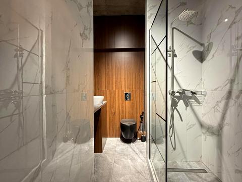 коммерческая по адресу Андрея Верхогляда ул. (Михайла Драгомирова), 19-А