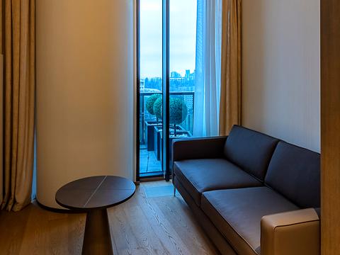 комерційна за адресою Болсуновська вул. (Сергія Струтинського), 13