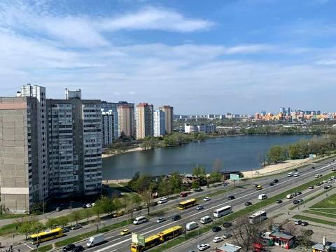 квартира за адресою Ревуцького вул., 19/1