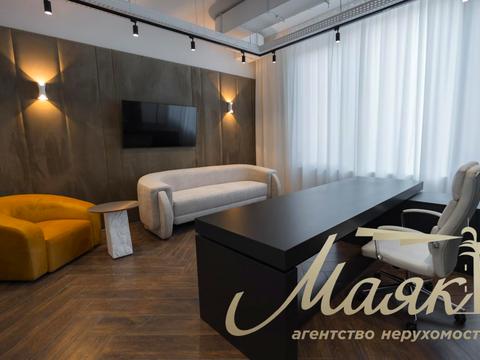 комерційна за адресою Бульварно-Кудрявська вул. (Воровського), 15А